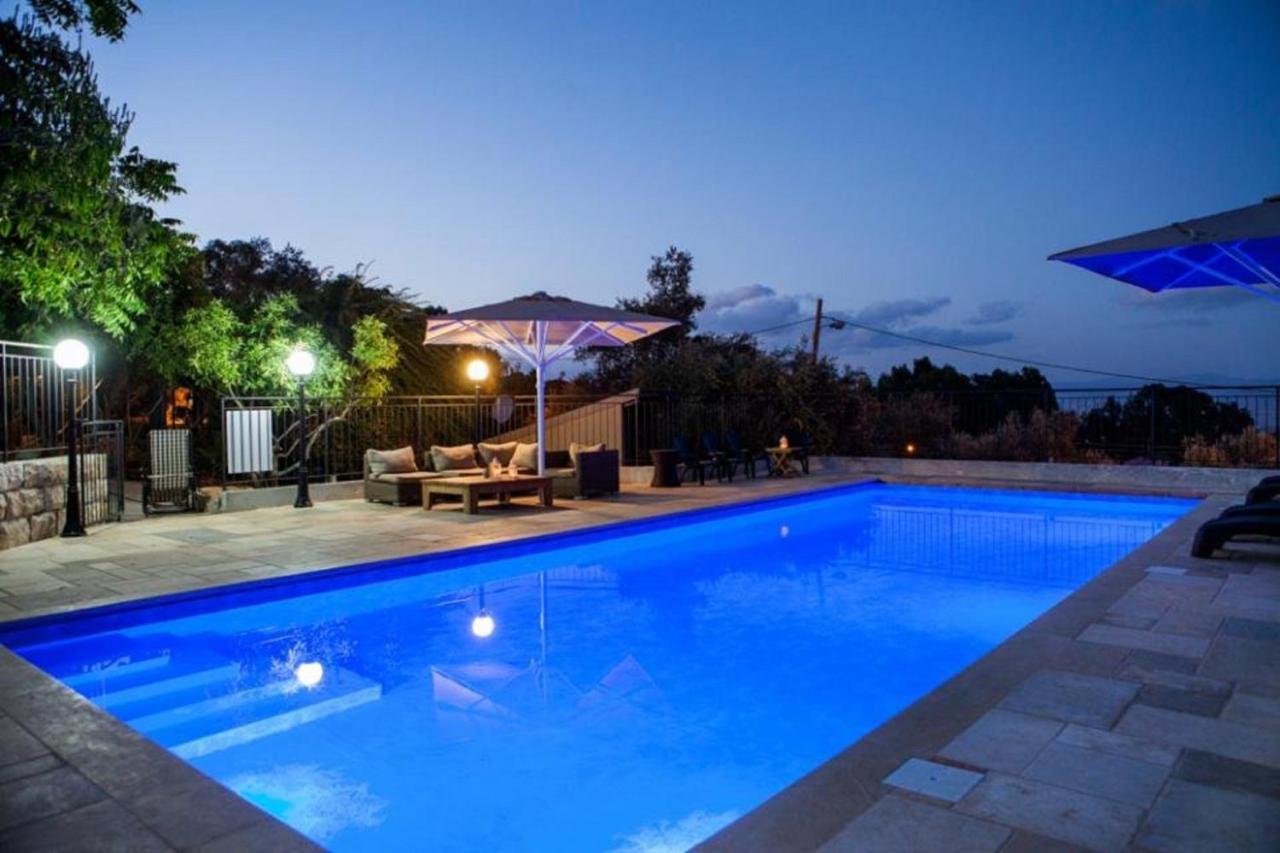 Villa Galilee Magic Mansion Rosch Pina Exterior foto